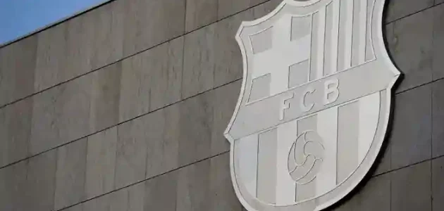 برشلونة يسعى لتعزيز هجومه بضم جناح أيسر